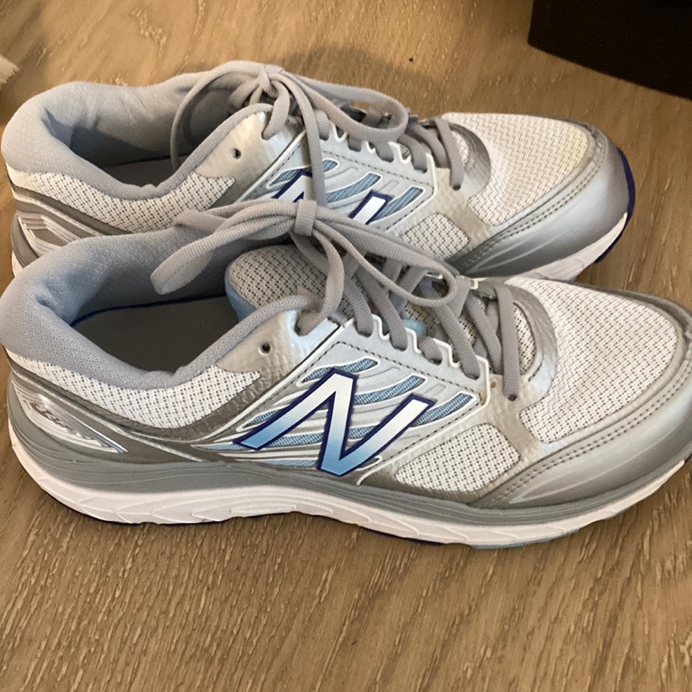 Running shoes new balance size 101/2 - Picture 1 of 12